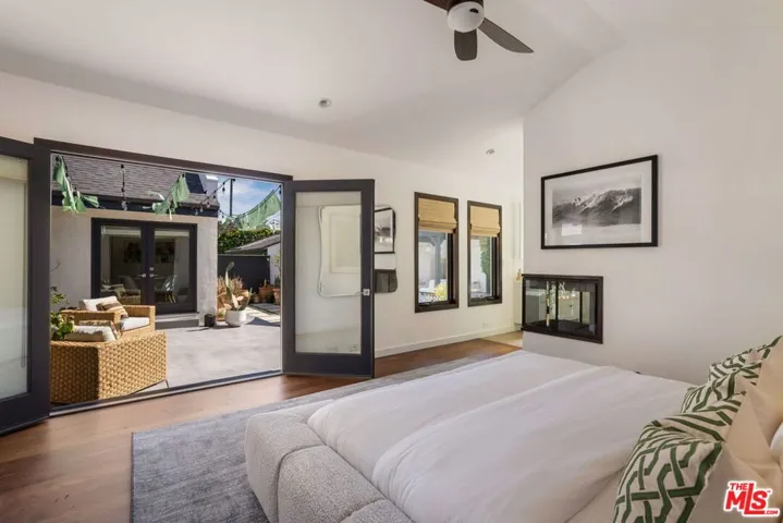 4426 Irvine Avenue, Studio City, California 91602
