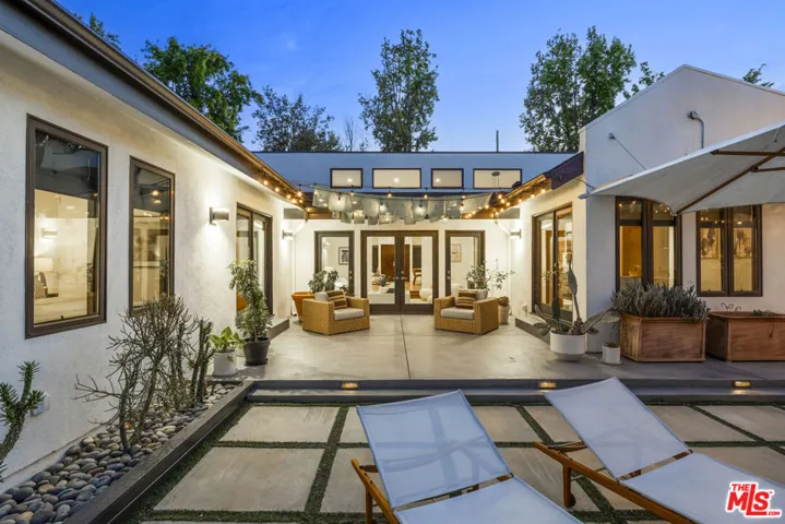 4426 Irvine Avenue, Studio City, California 91602