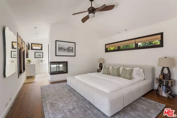 4426 Irvine Avenue, Studio City, California 91602