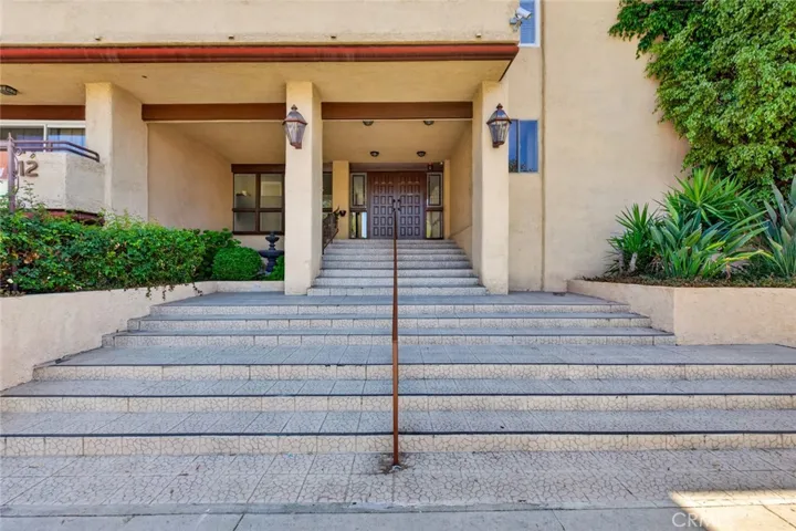 5412 Lindley Avenue 322, Encino, California 91316