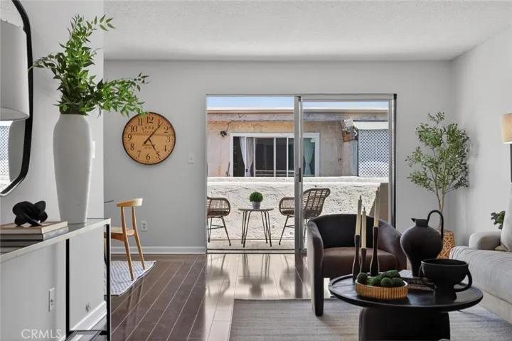 5412 Lindley Avenue 322, Encino, California 91316