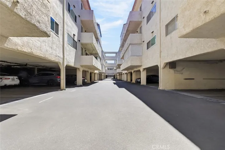 5412 Lindley Avenue 322, Encino, California 91316