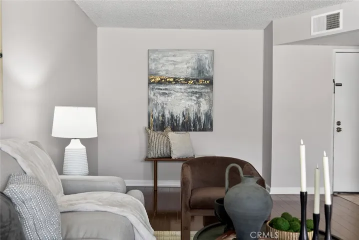 5412 Lindley Avenue 322, Encino, California 91316