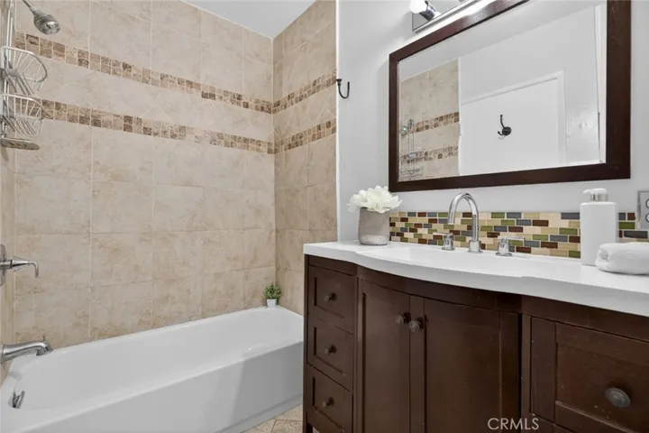 5412 Lindley Avenue 322, Encino, California 91316