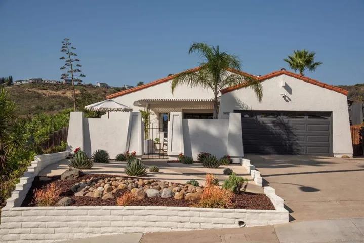 5952 Highplace Dr, San Diego, California 92120
