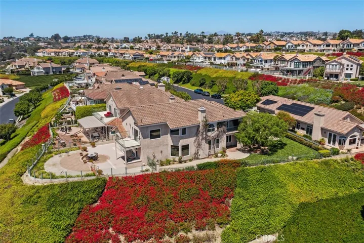 Ideal wrap-around corner lot