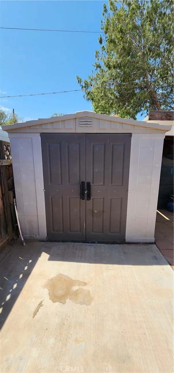 Storage shed