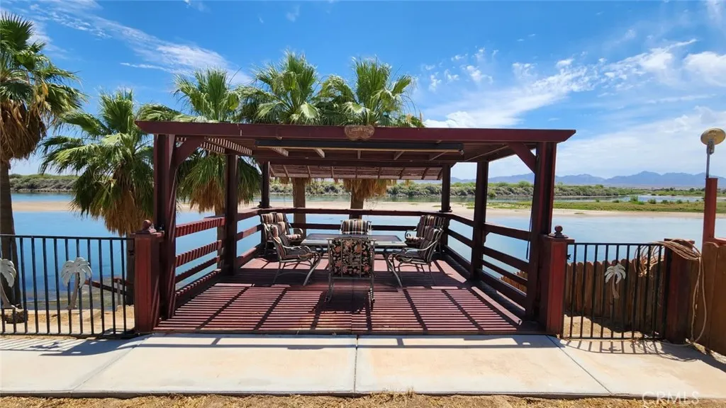 Elevated deck for sitting or lounging