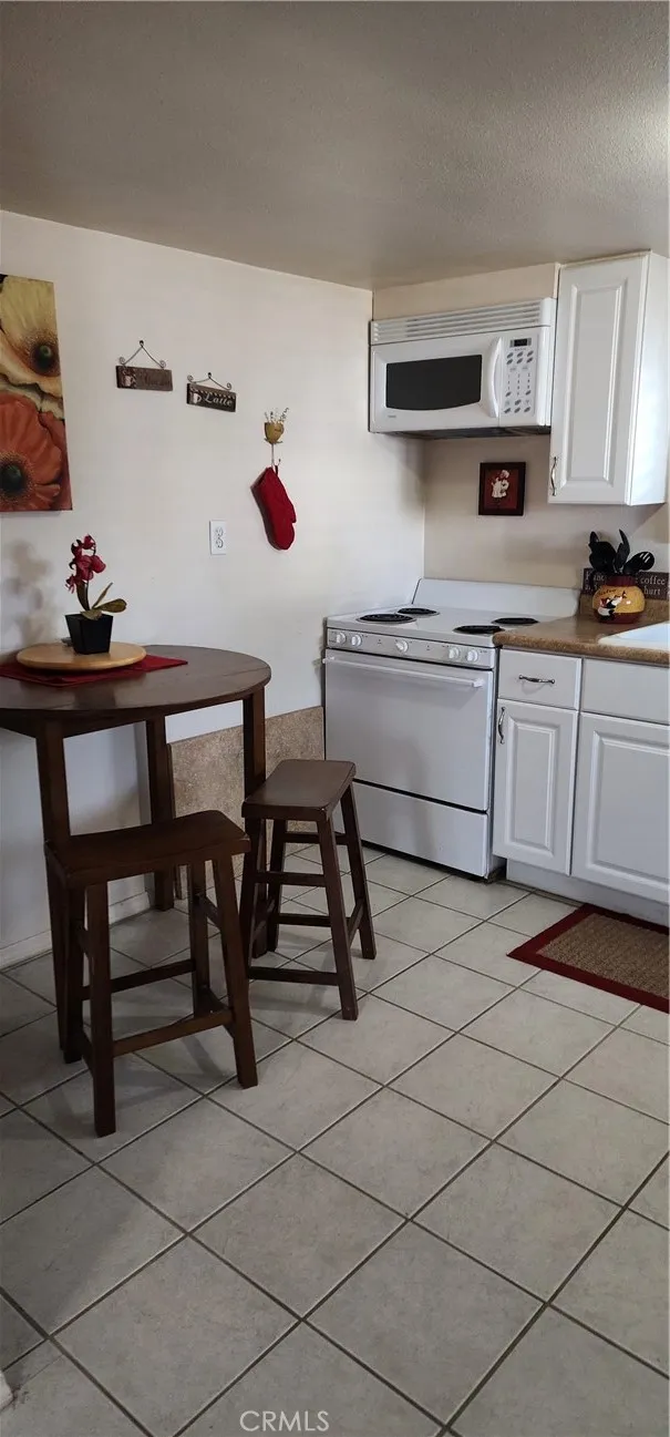 Casita kitchenette