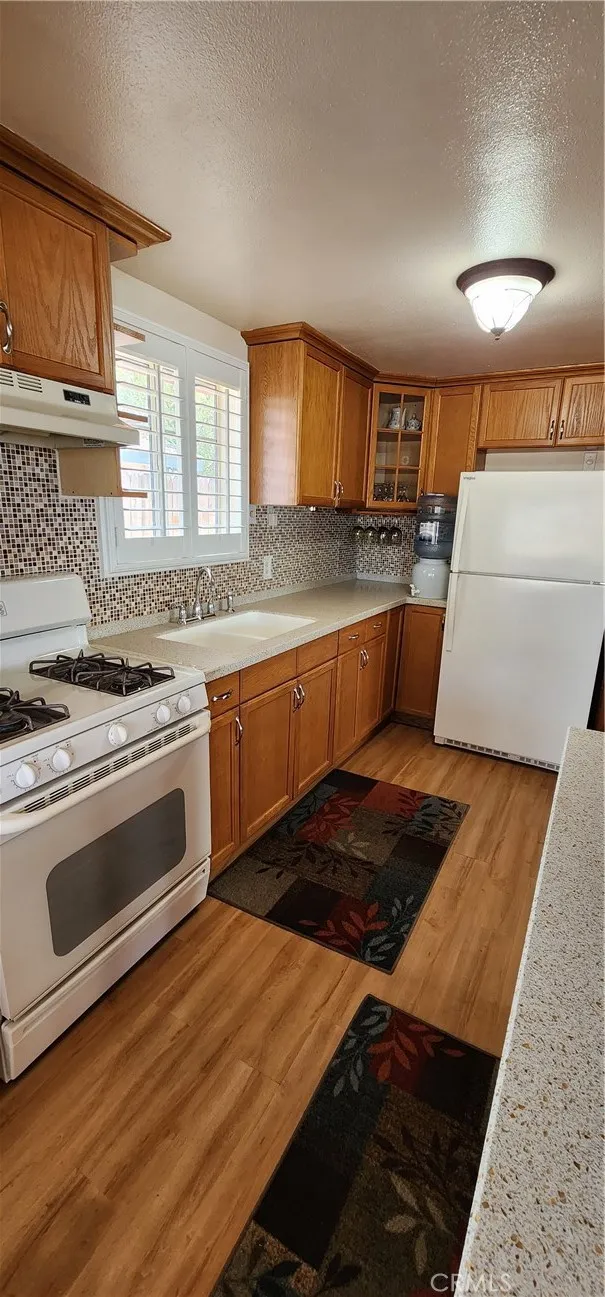 Primary house kitchen