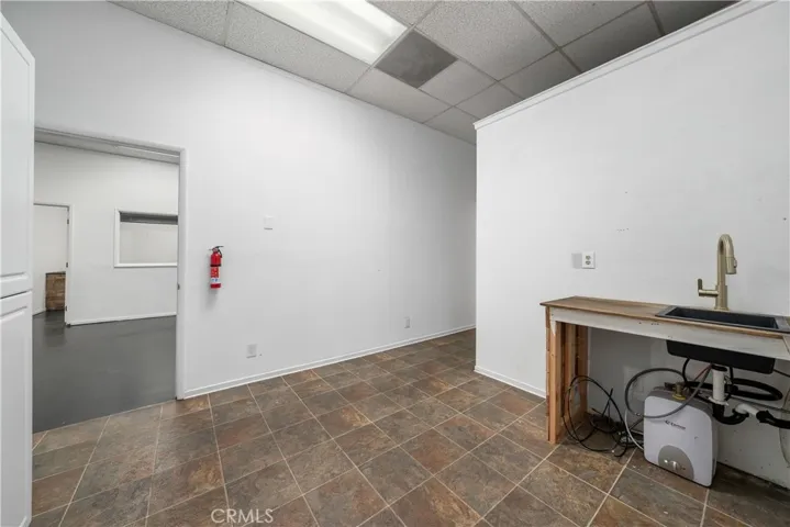 935 Riverside 13, Paso Robles, California 93446