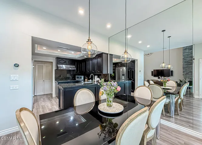 cKitchen and Dining2