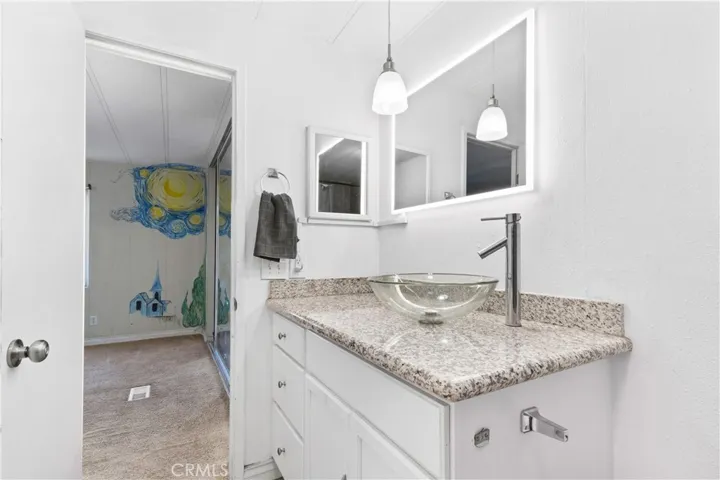 19078 Monterey, Hesperia, California 92345