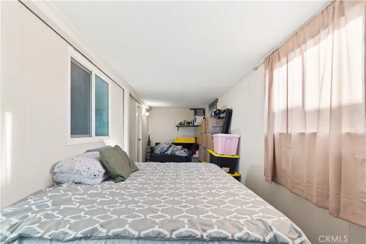 19078 Monterey, Hesperia, California 92345