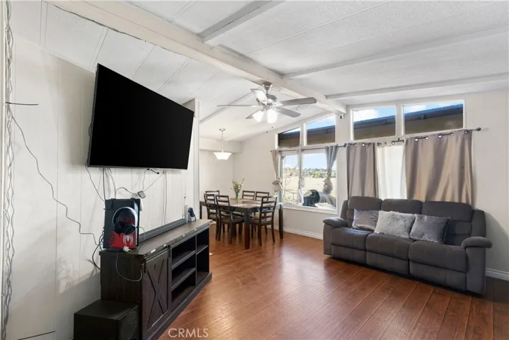 19078 Monterey, Hesperia, California 92345