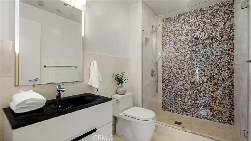 964 Van Dyke, Laguna Beach, California 92651