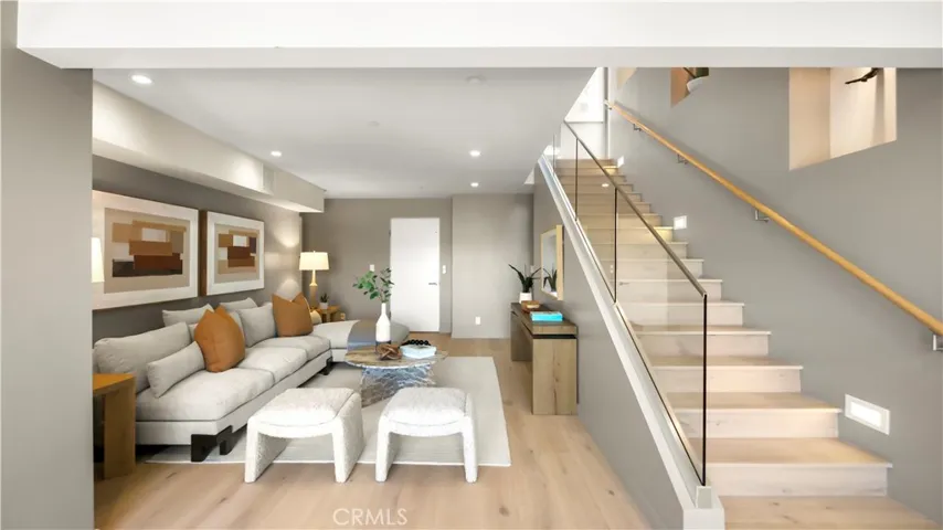 964 Van Dyke, Laguna Beach, California 92651