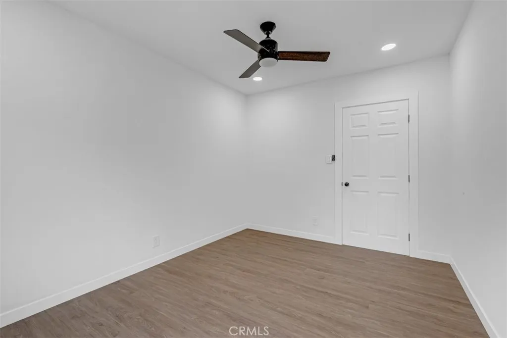 9952 La Docena Ln