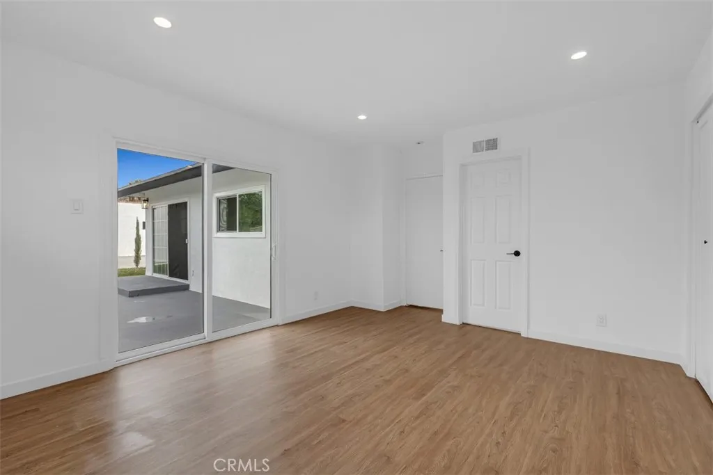 9956 La Docena Ln