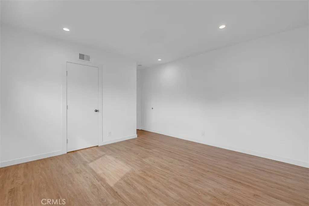 9956 La Docena Ln
