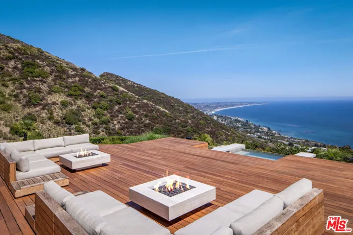 4310 Encinal Canyon Road, Malibu, California 90265