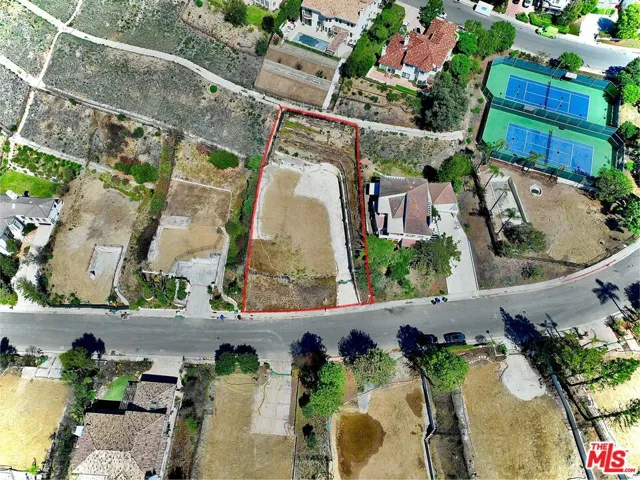 16751 Monte Hermoso Drive, Pacific Palisades, California 90272
