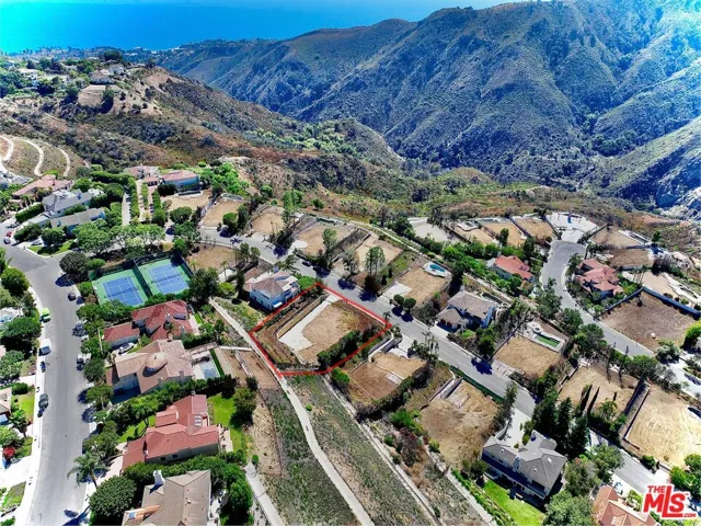 16751 Monte Hermoso Drive, Pacific Palisades, California 90272
