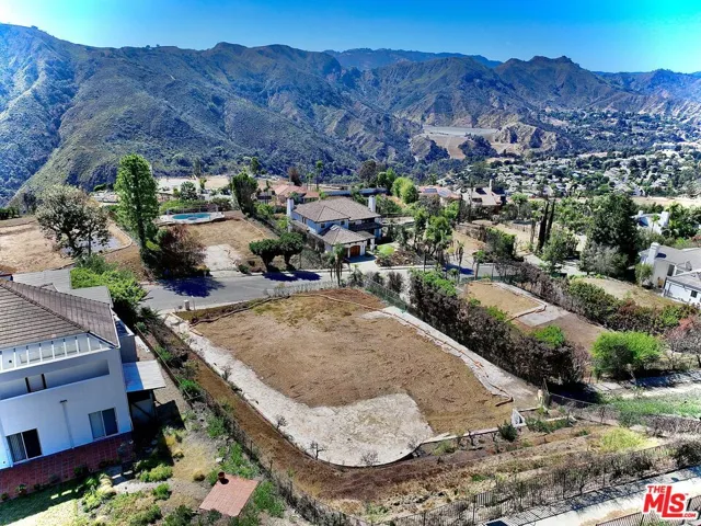 16751 Monte Hermoso Drive, Pacific Palisades, California 90272