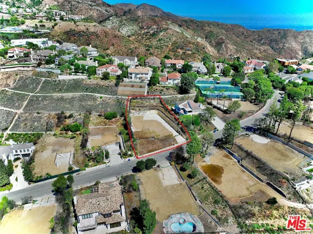 16751 Monte Hermoso Drive, Pacific Palisades, California 90272