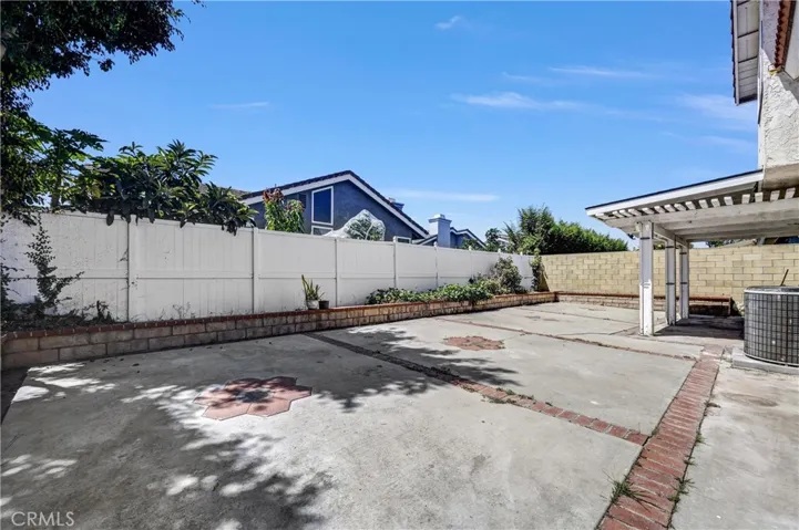 19 Lafayette, Irvine, California 92620