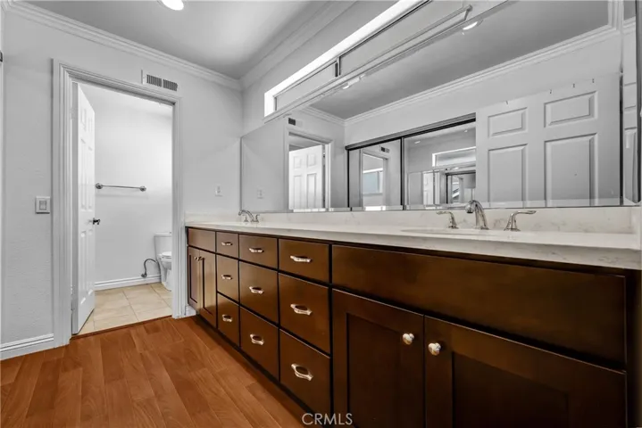 19 Lafayette, Irvine, California 92620