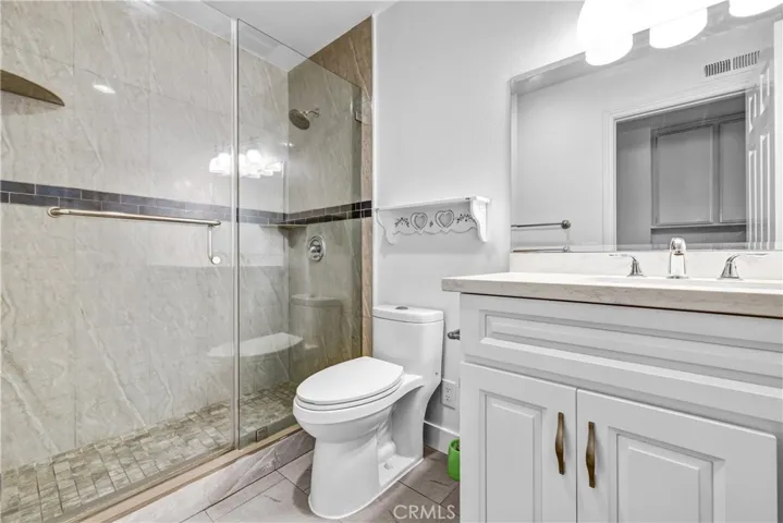 19 Lafayette, Irvine, California 92620