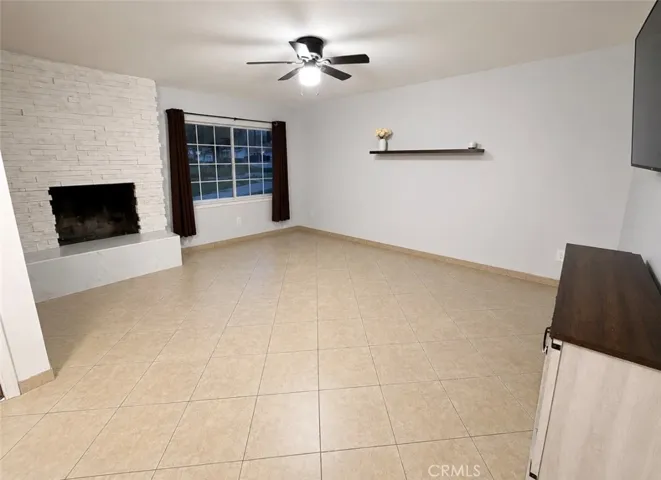 342 E Gilmore Drive, Corona, California 92879