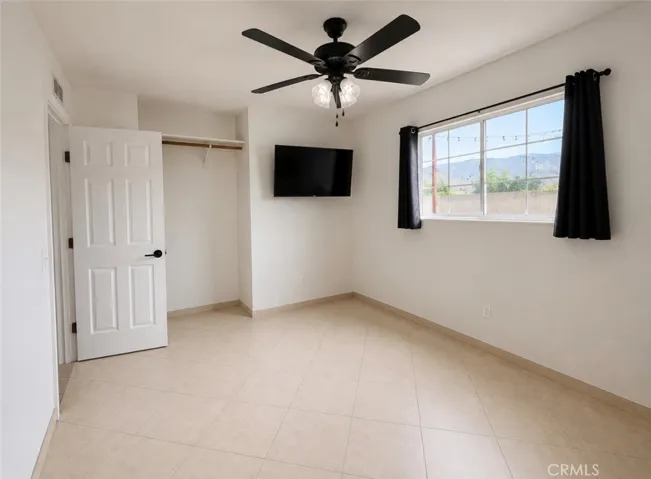 342 E Gilmore Drive, Corona, California 92879