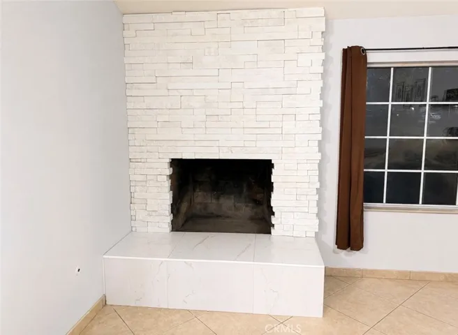 342 E Gilmore Drive, Corona, California 92879