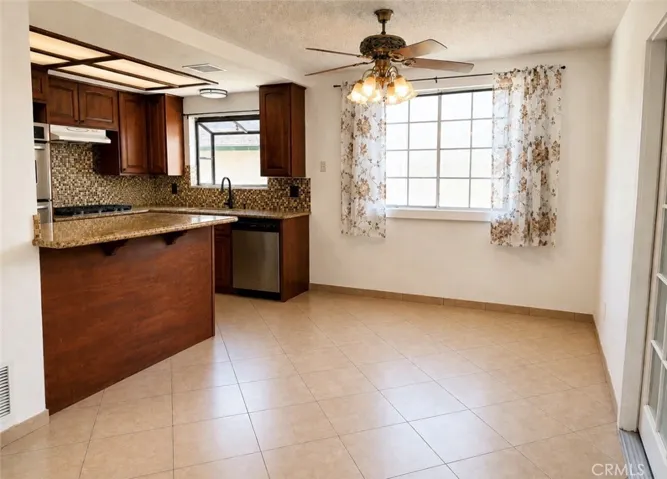 342 E Gilmore Drive, Corona, California 92879