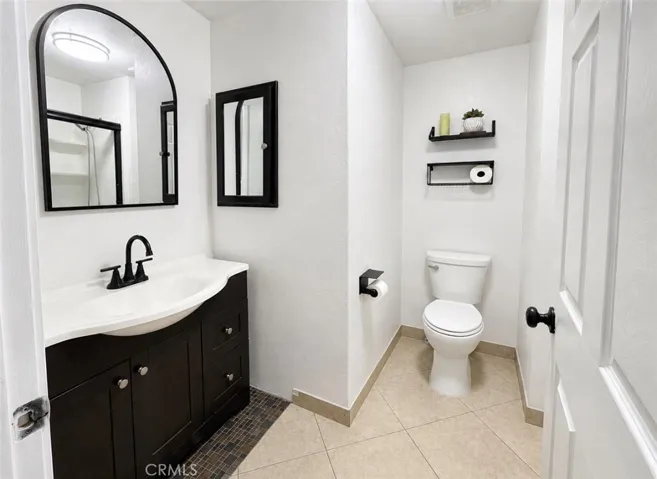 342 E Gilmore Drive, Corona, California 92879