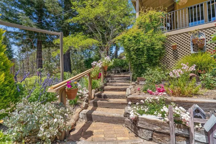 200 Mcamant Drive, Santa Cruz, California 95060