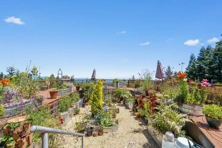 200 Mcamant Drive, Santa Cruz, California 95060