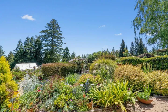200 Mcamant Drive, Santa Cruz, California 95060
