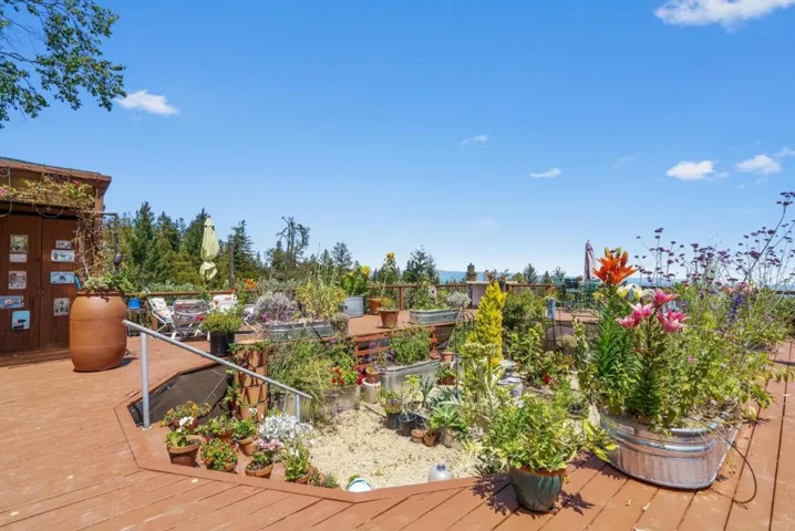 200 Mcamant Drive, Santa Cruz, California 95060