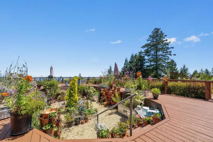 200 Mcamant Drive, Santa Cruz, California 95060