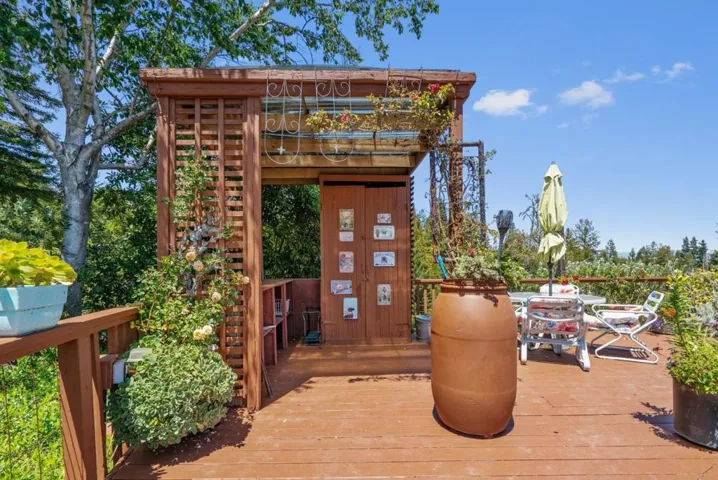 200 Mcamant Drive, Santa Cruz, California 95060