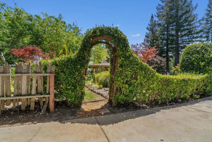 200 Mcamant Drive, Santa Cruz, California 95060