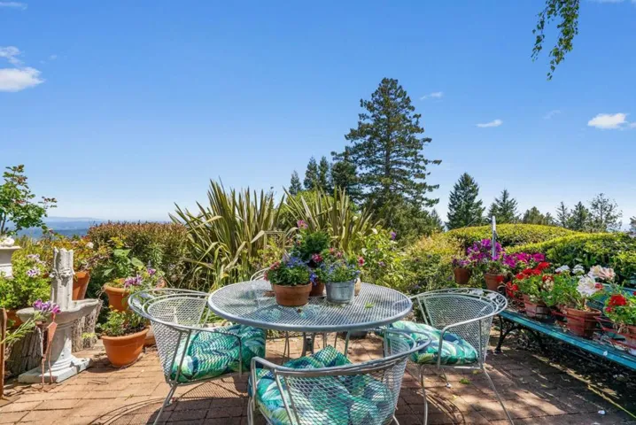 200 Mcamant Drive, Santa Cruz, California 95060