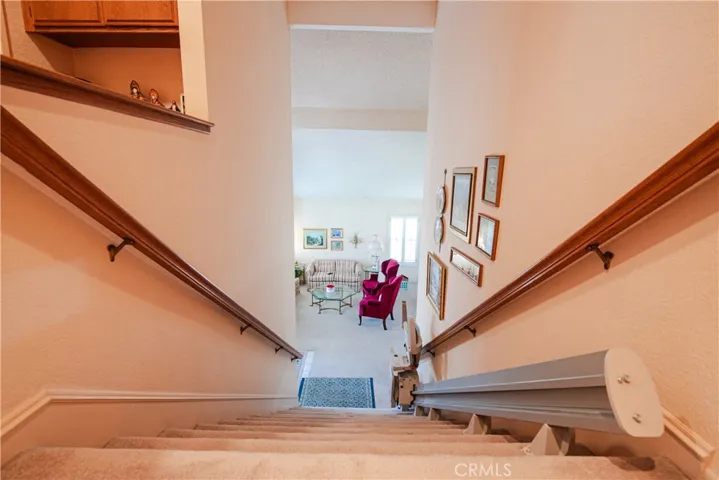 5044 Allington, Lakewood, California 90712