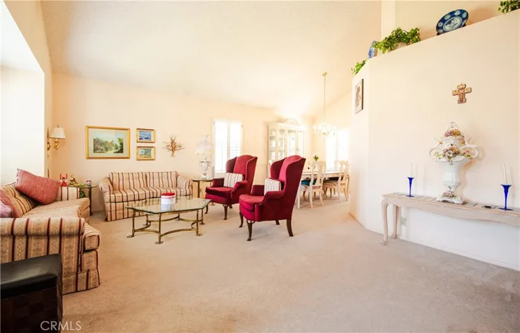 5044 Allington, Lakewood, California 90712