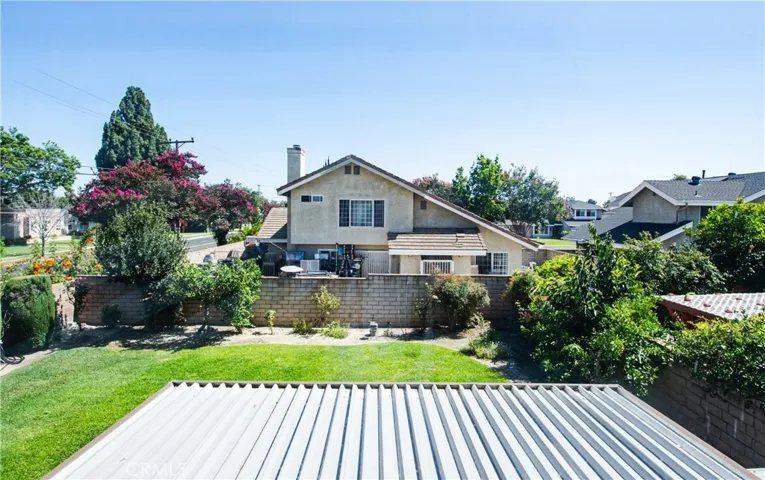 5044 Allington, Lakewood, California 90712