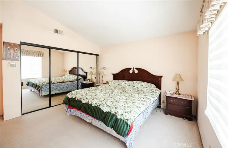 5044 Allington, Lakewood, California 90712