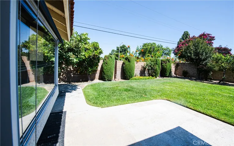 5044 Allington, Lakewood, California 90712